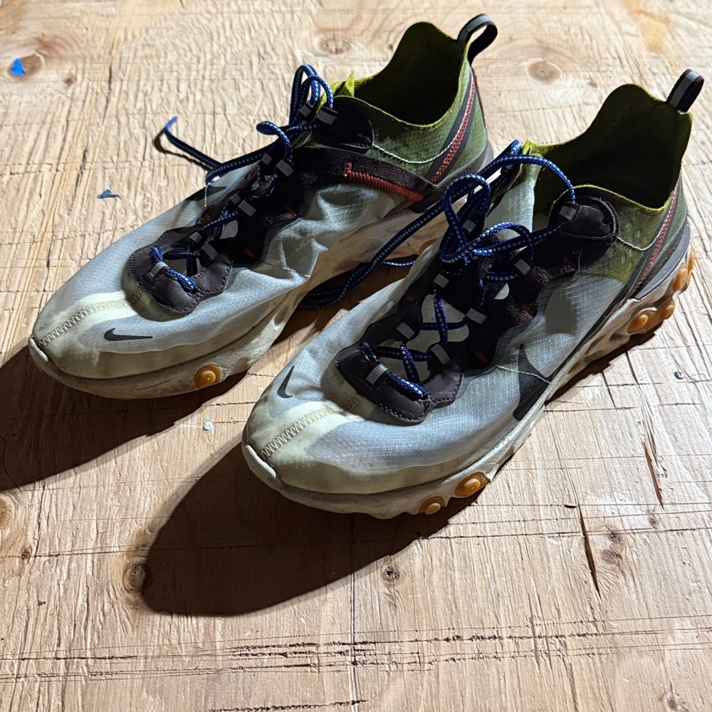 Nike Element 87